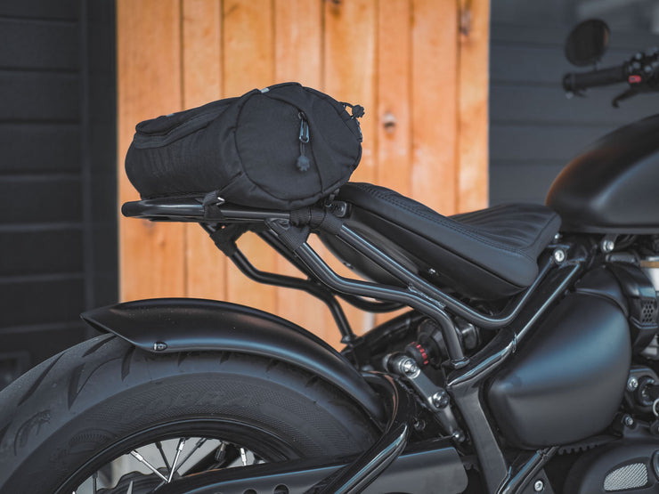 HEPCO & BECKER TUBE REAR RACK - BLACK FOR TRIUMPH BONNEVILLE BOBBER (2017 ONWARDS)