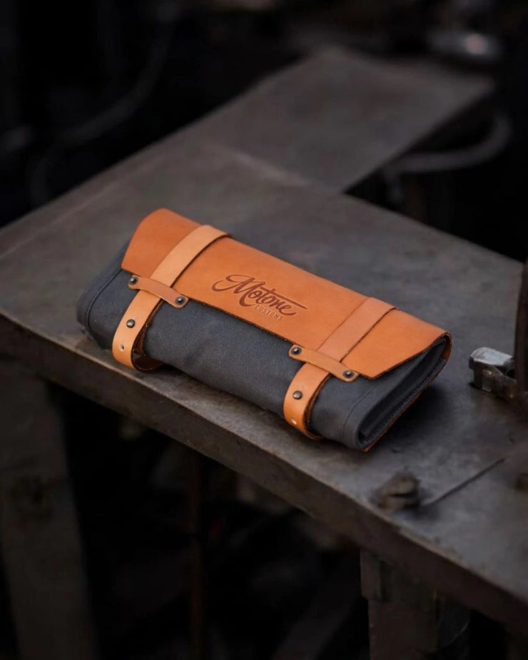 MOTONE "THE SCOUT" LEATHER & WAXED CANVAS TOOL ROLL FULLY LOADED INCL. TOOLS