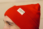 STRATH MOTO x FLANNEL FOXES TIGHT-KNIT TOQUE/BEANIE - RED