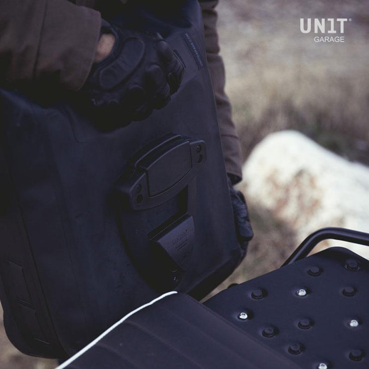 UNIT GARAGE ONE KHALI SIDE PANNIER IN TPU + DOUBLE SUBFRAME NINET