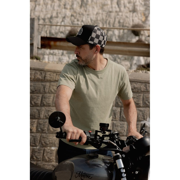 MOTONE BUFFALOW TRUCKER CAP - CURVED PEAK - BLACK 5-PANEL - BUFFALO CHECK REAR MESH