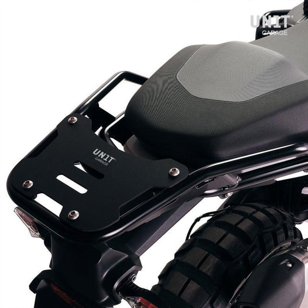 UNIT GARAGE REAR LUGGAGE RACK WITH PASSENGER GRIP BMW R1300GS W/ BLACK ALUMINIUM PLATE - BLACK