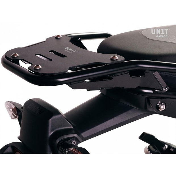 UNIT GARAGE REAR LUGGAGE RACK WITH PASSENGER GRIP BMW R1300GS W/ BLACK ALUMINIUM PLATE - BLACK