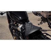 MOTONE KING COBRA DIAMOND STITCH SEAT FOR TRIUMPH BOBBER - BLACK