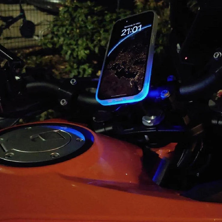 CAYO MOTO.DOKK HANDLEBAR PHONE MOUNT W/ USB-A CABLE, CHARGING MODULE, AND VIBRATION DAMPENER