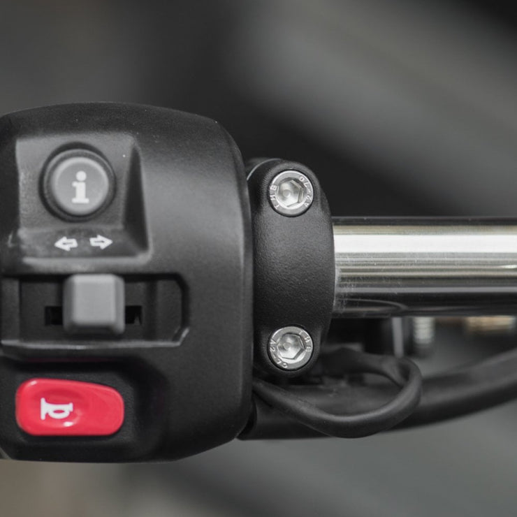 MOTONE MIRROR DELETE KIT - STREET TWIN / SPEED TWIN 900 / STREET SCRAMBLER / SCRAMBLER 900