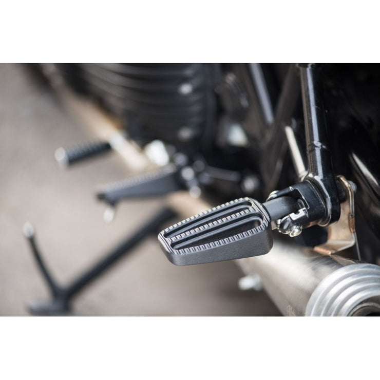 MOTONE RANGER FOOT PEGS - FULL RIDER SET & PASSENGER PEGS FOR LC TRIUMPHS - BLACK