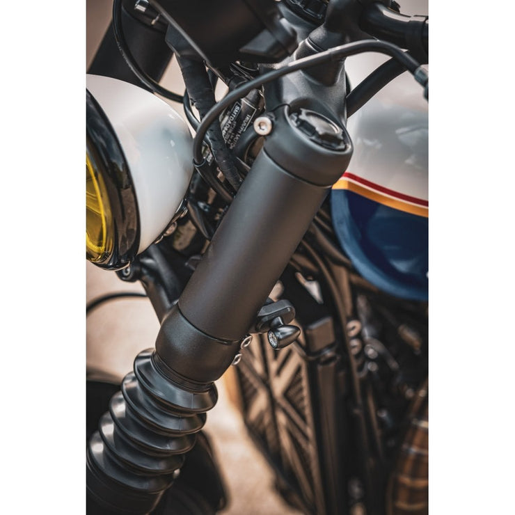 MOTONE "THE SPATZ" - 47MM FORK SHROUDS FOR TRIUMPH BOBBER/SPEEDMASTER W/ INTEGRATED INDICATOR MOUNTS