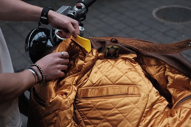 GOLDTOP BOBBER JACKET (CE ARMOURED) - WAXED BROWN