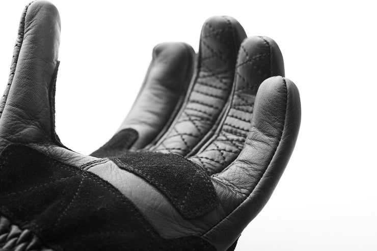 FUEL RODEO GLOVES PERFORATED BLACK