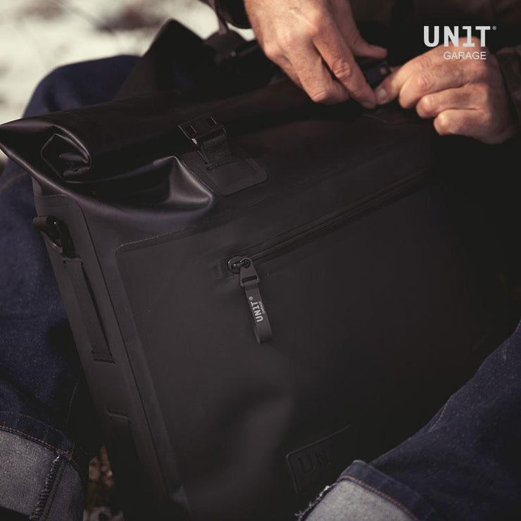 UNIT GARAGE TWO KHALI SIDE PANNIERS IN TPU 35L - 45L