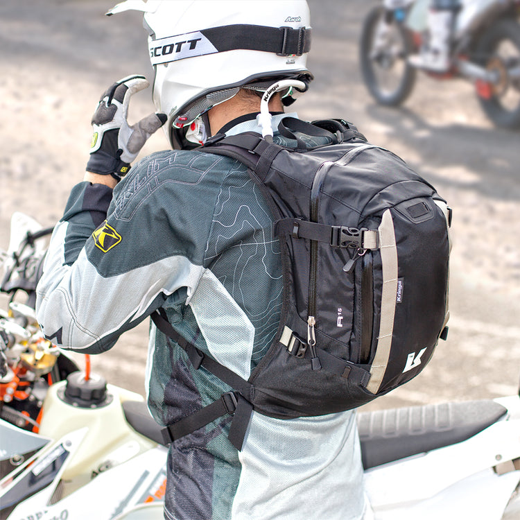 kriega-R15-backpack-rees_1080x